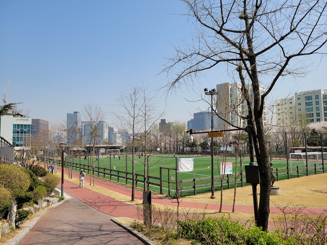 往在不同俱 往在不同俱